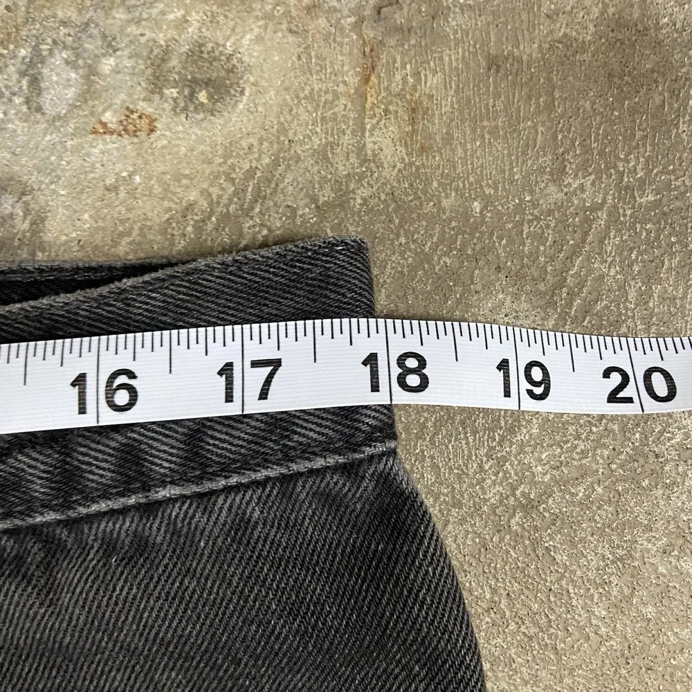 Vintage Levi's 505 Jeans Size 36x32 Black‎ Denim Classic Straight Leg Fit